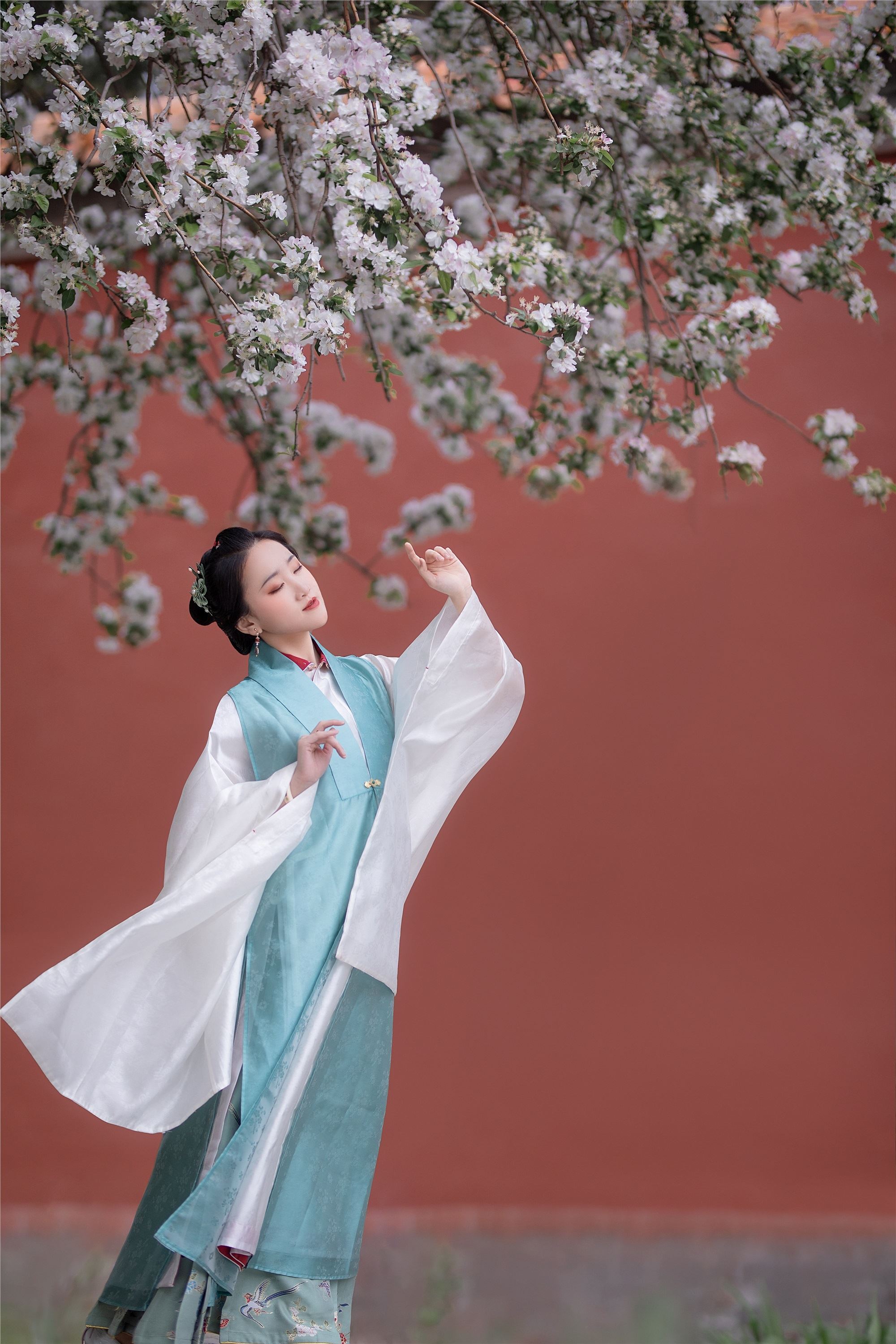 YITUYU艺图语 2021.08.30 花想容 晴空